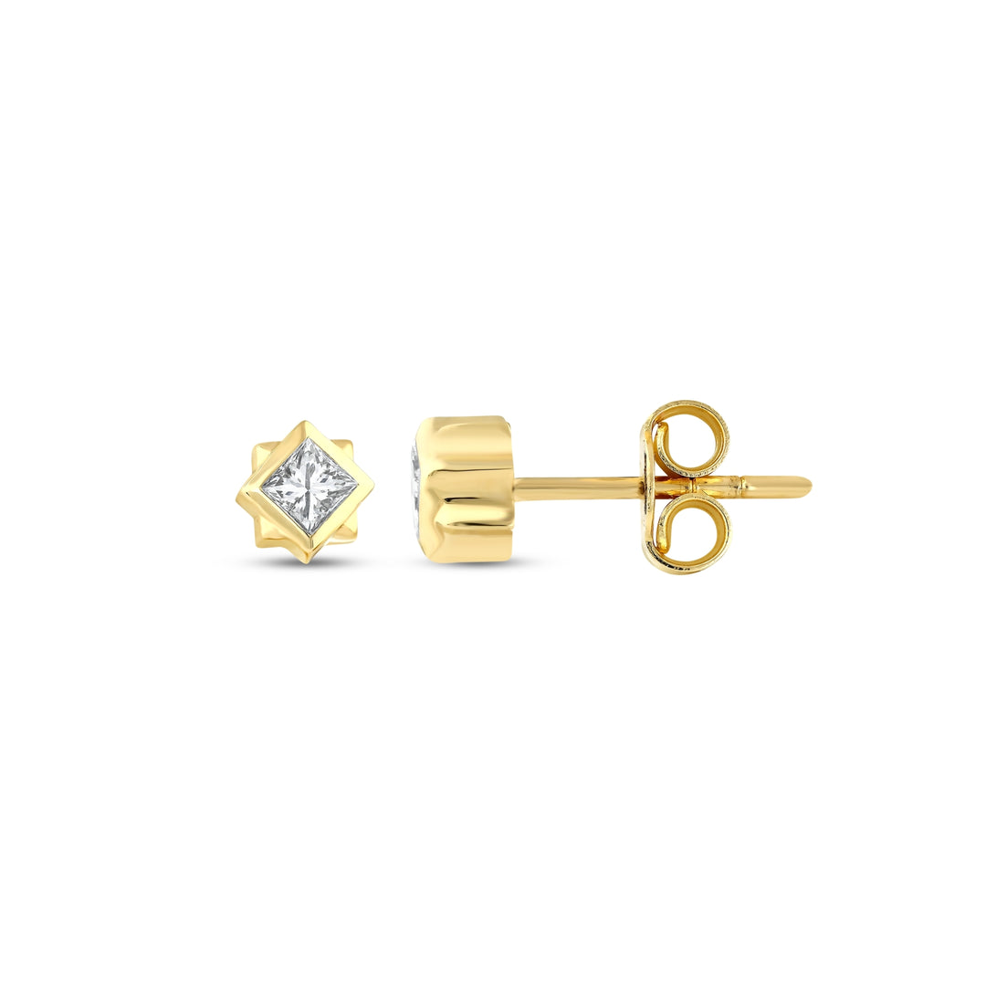 0.26 Karat Diamond Earrings