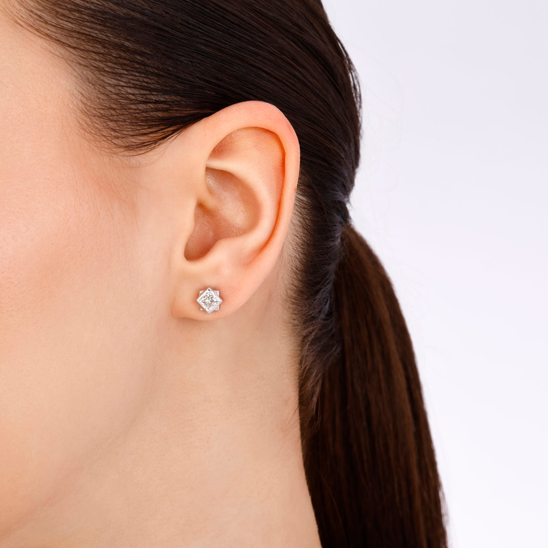 0.97 Karat Diamond Earrings