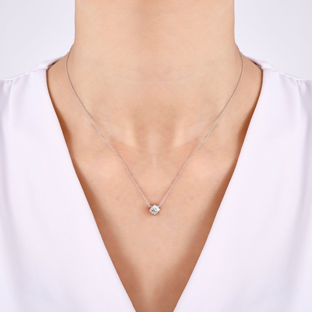 0.50 Karat Diamond Necklace