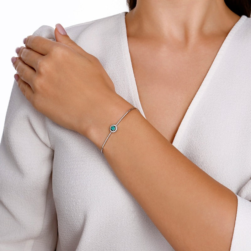 0.46 Karat Emerald Diamond Bracelet