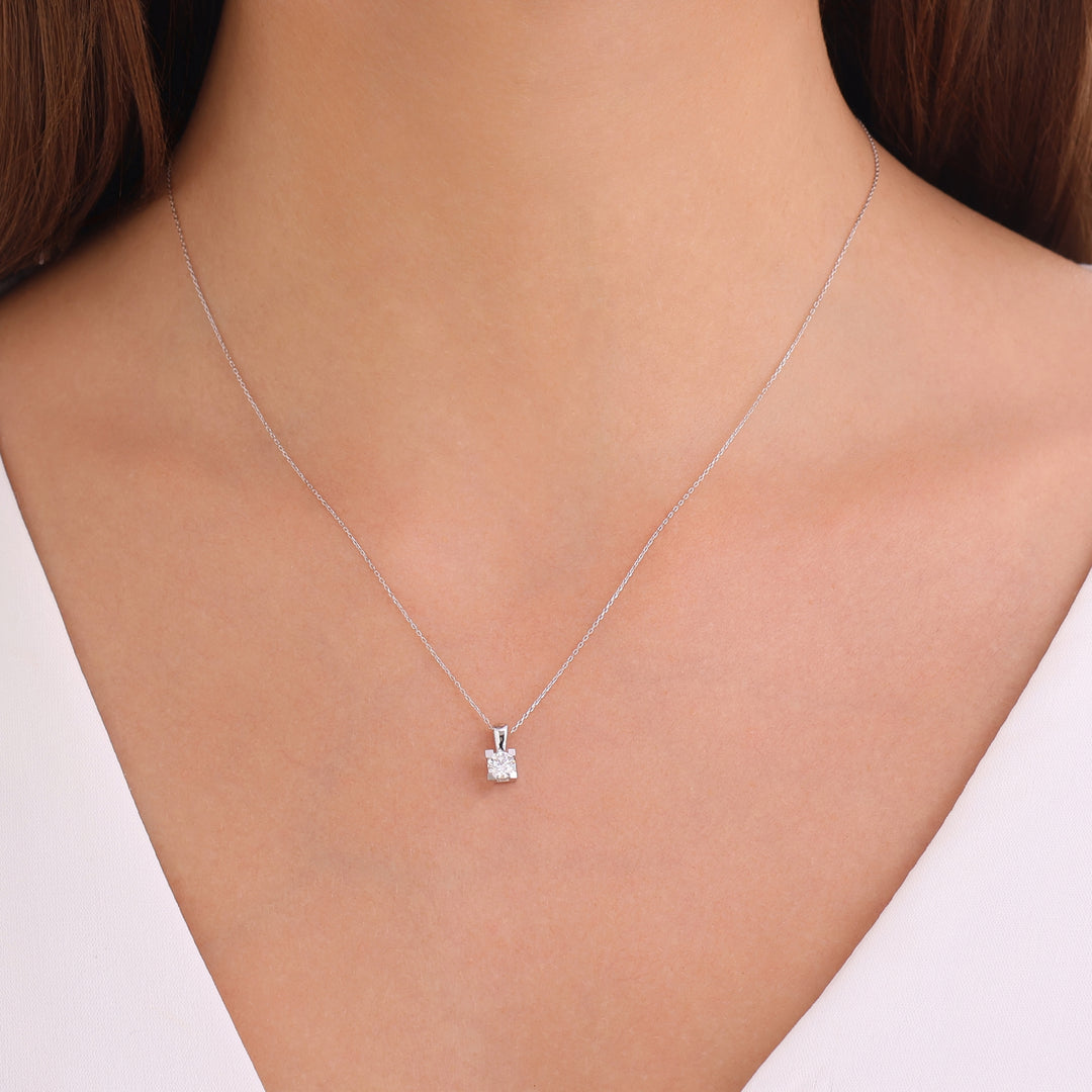 0.56 Karat EF VS Solitaire Diamond Necklace