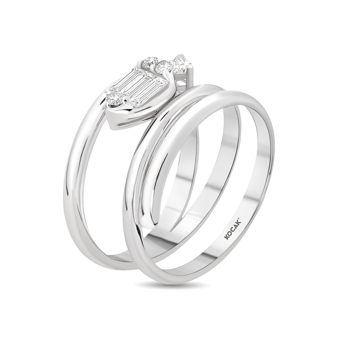0.33 Karat Design Diamond Ring