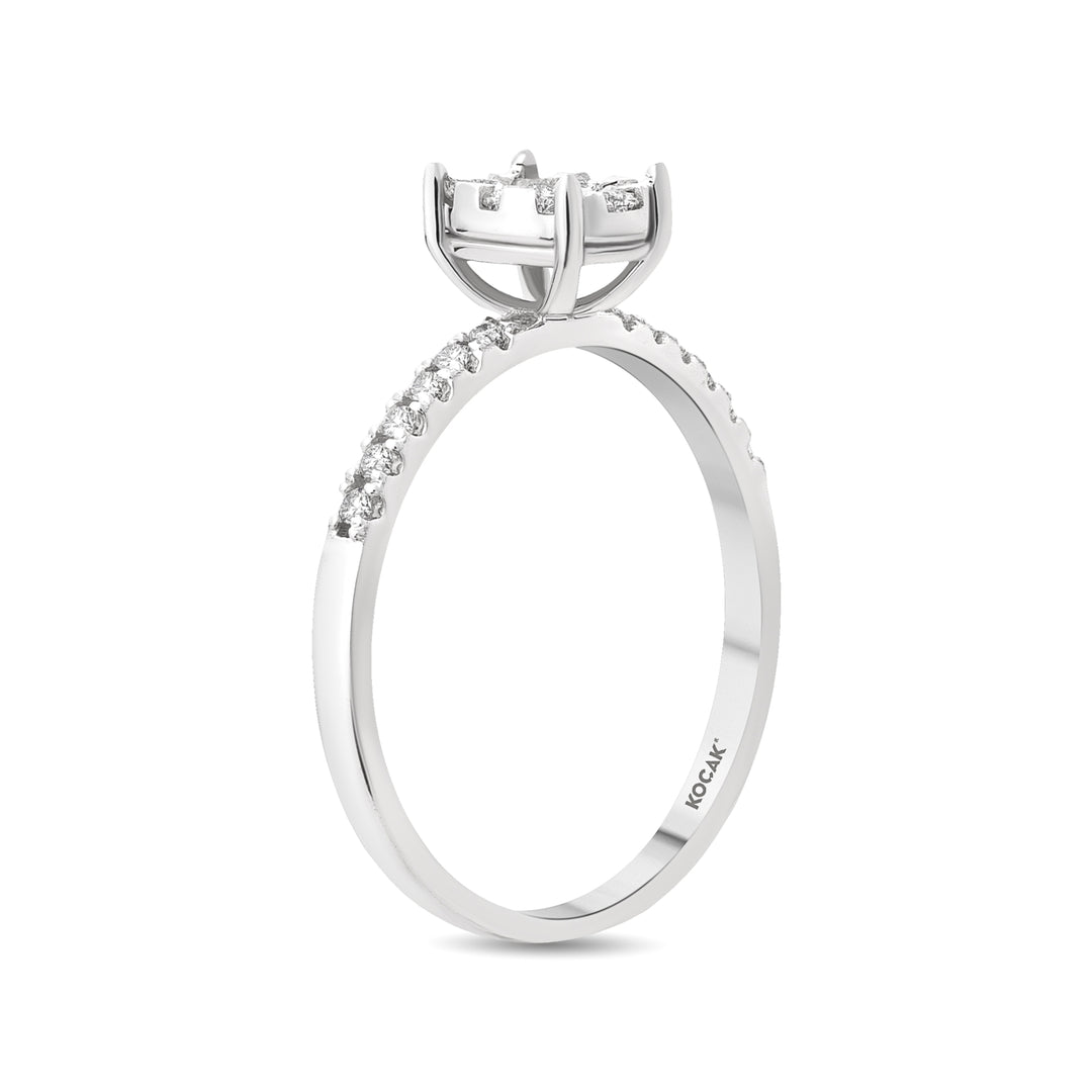 0.27 Karat FG SI Design Diamond Ring