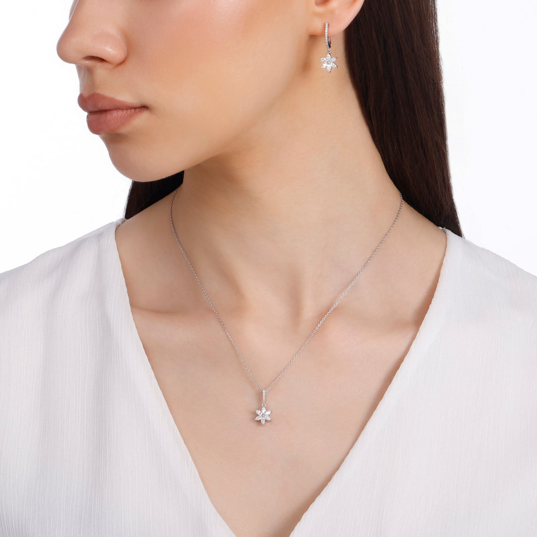 0.44 Karat Diamond Necklace
