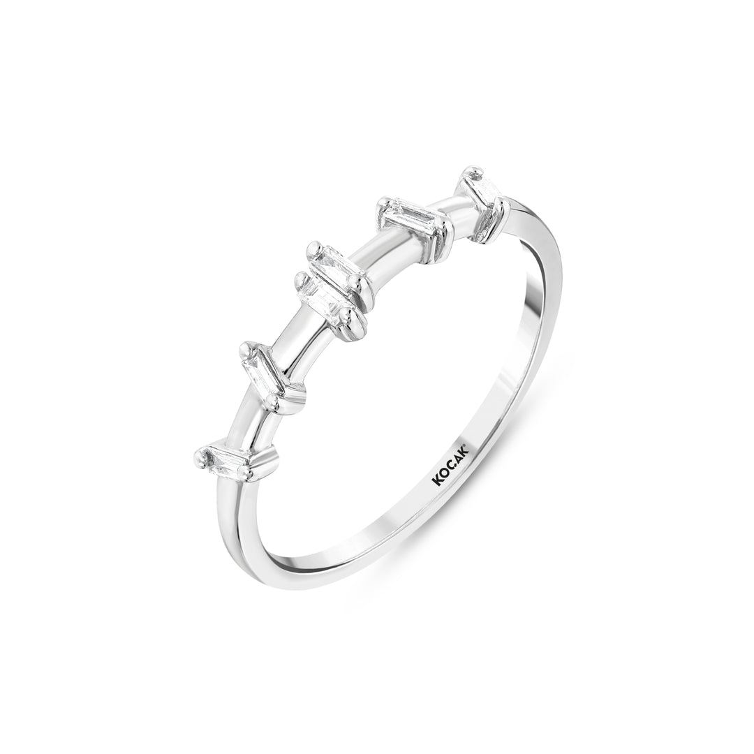 0.11 Karat Design Diamond Ring