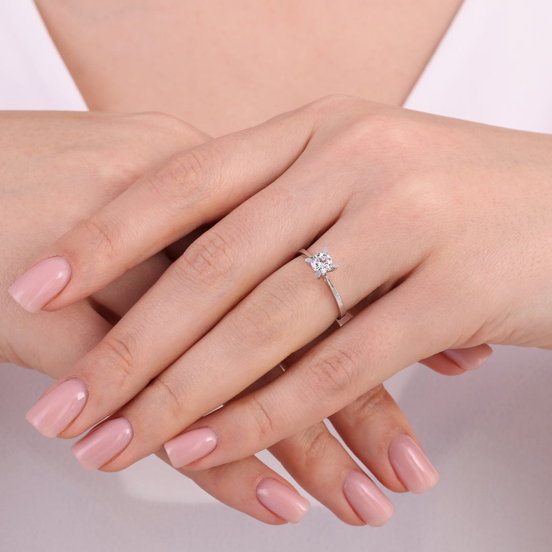 0.50 Karat Heart Detail Besties Solitaire Diamond Ring