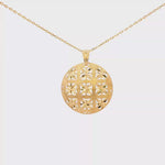 Load and play video in Gallery viewer, Elegant Yellow Gold Pendant Chain Necklace