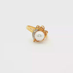 Load and play video in Gallery viewer, Yellow Gold Cocktail Ring with Cabochon Pearl